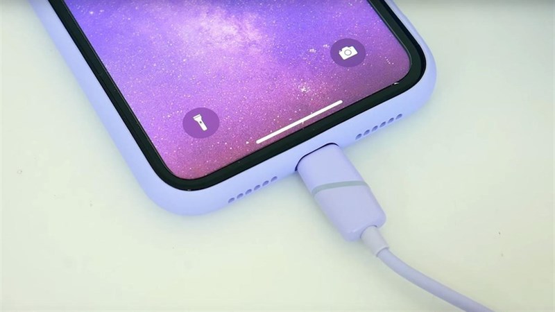 Nên mua củ sạc nào cho iPhone? 3 sai lầm khi mua sạc cho iPhone mà nhiều bạn thường hay gặp phải