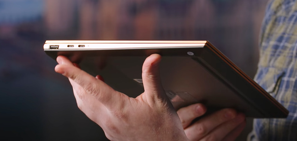 Trên tay đánh giá MSI Summit E13 Flip Evo: Khi hãng laptop gaming chuyển sang làm laptop doanh nhân, quá đỉnh!